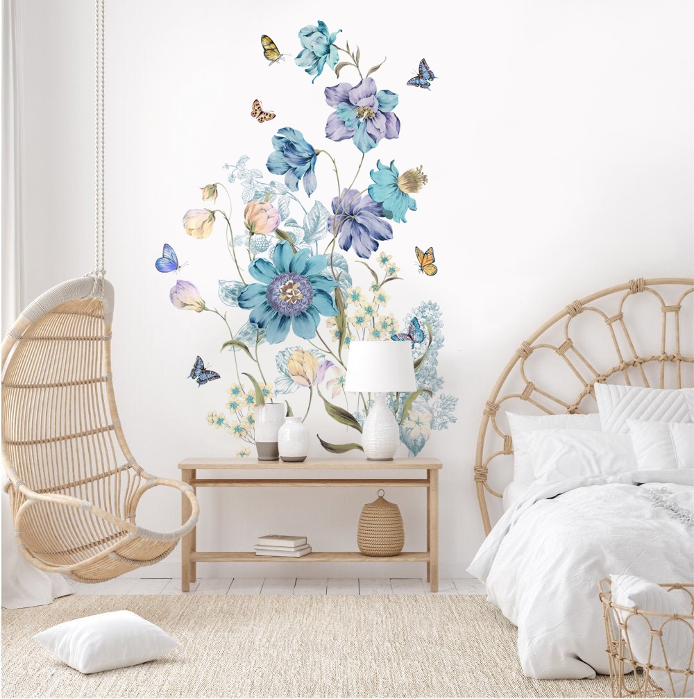 Muursticker - Blauwe Bloemen en Vlinder