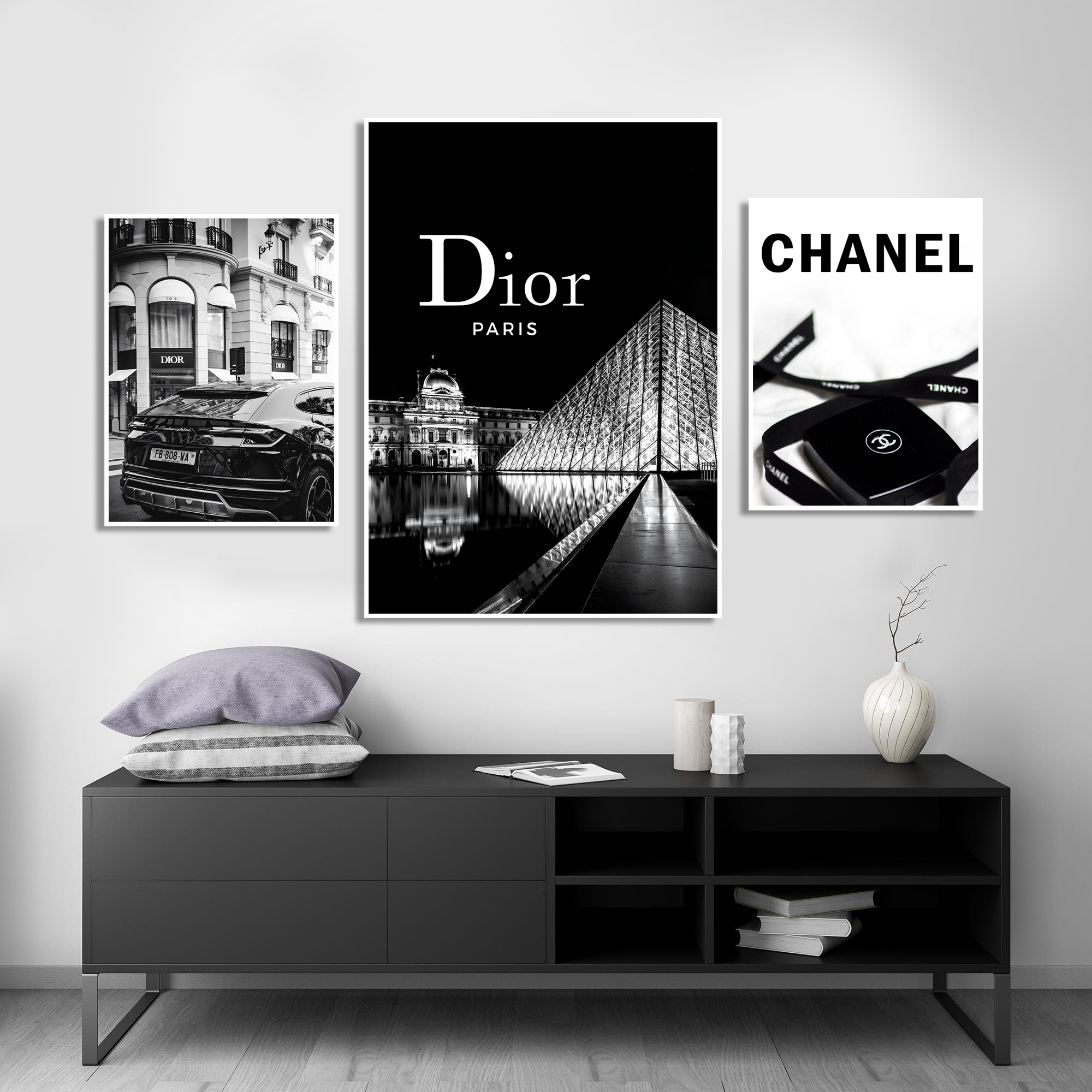 Poster - Luxueuze Oriëntatiepunten / Een Reis Door de Hoge Mode / Set van 3