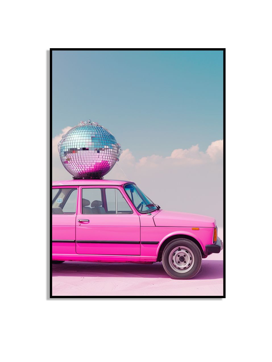 Roze Auto Met Discobal Poster