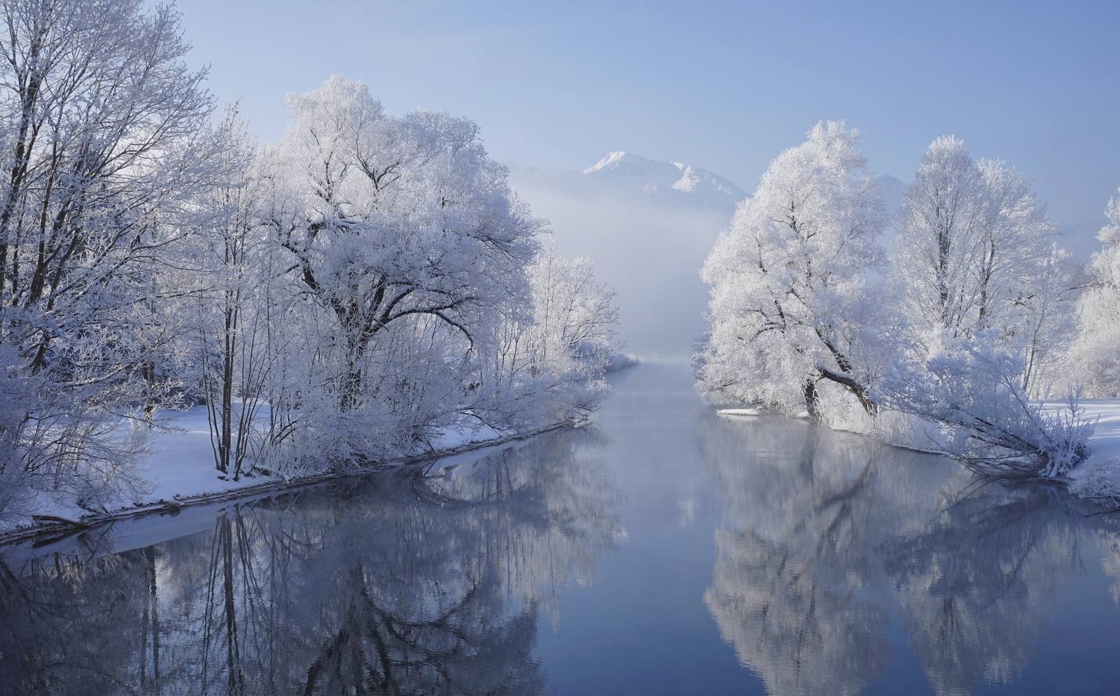 Poster - Winter Rivier Landschap